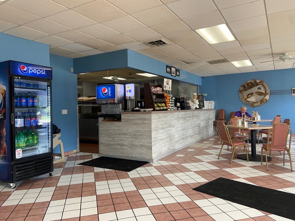Greek Tony's Pizza & Sub Shop Logo