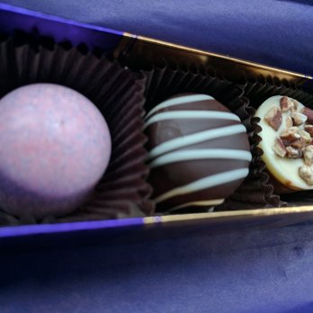 Purdys Chocolatier - Chocolatiers & Shops Near Me - Toronto, Ontario