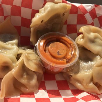 MOMOlicious - Kathmandu Momo junior size $6: Steamed Momo s/ mild sauce - It was okay but super oily :/ - Food Trucks Near Me - El Cerrito, California MOMOlicious - Kathmandu Momo junior size $6: Steamed Momo s/ mild sauce - It was okay but super oily :/ - Food Trucks Near Me - El Cerrito, California