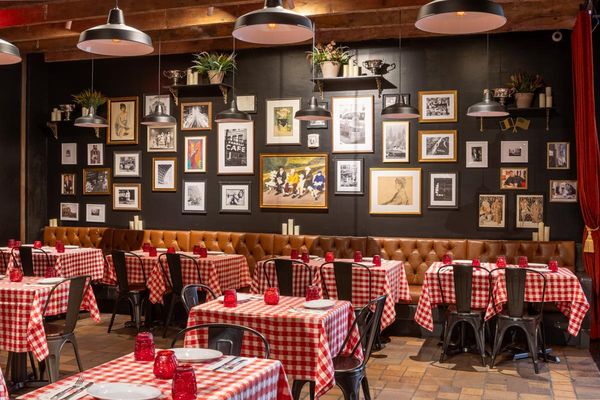 Artie's Backroom & Rooftop by null