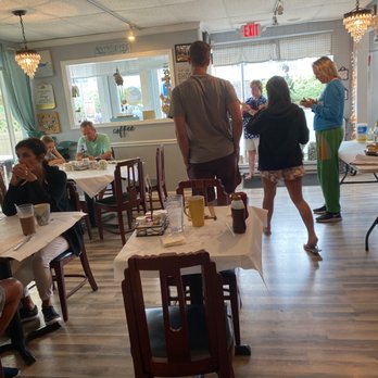 Patti's Kitchen - Inside - Breakfast & Brunch Near Me - Normandy Beach, New Jersey
