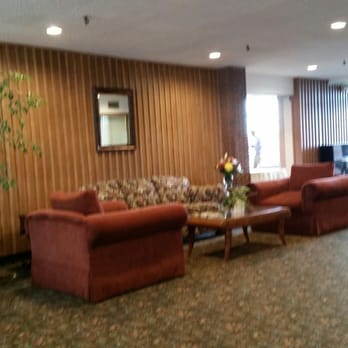 Crestview Country Club - Lobby - Country Clubs Near Me - Agawam, Massachusetts Crestview Country Club - Lobby - Country Clubs Near Me - Agawam, Massachusetts