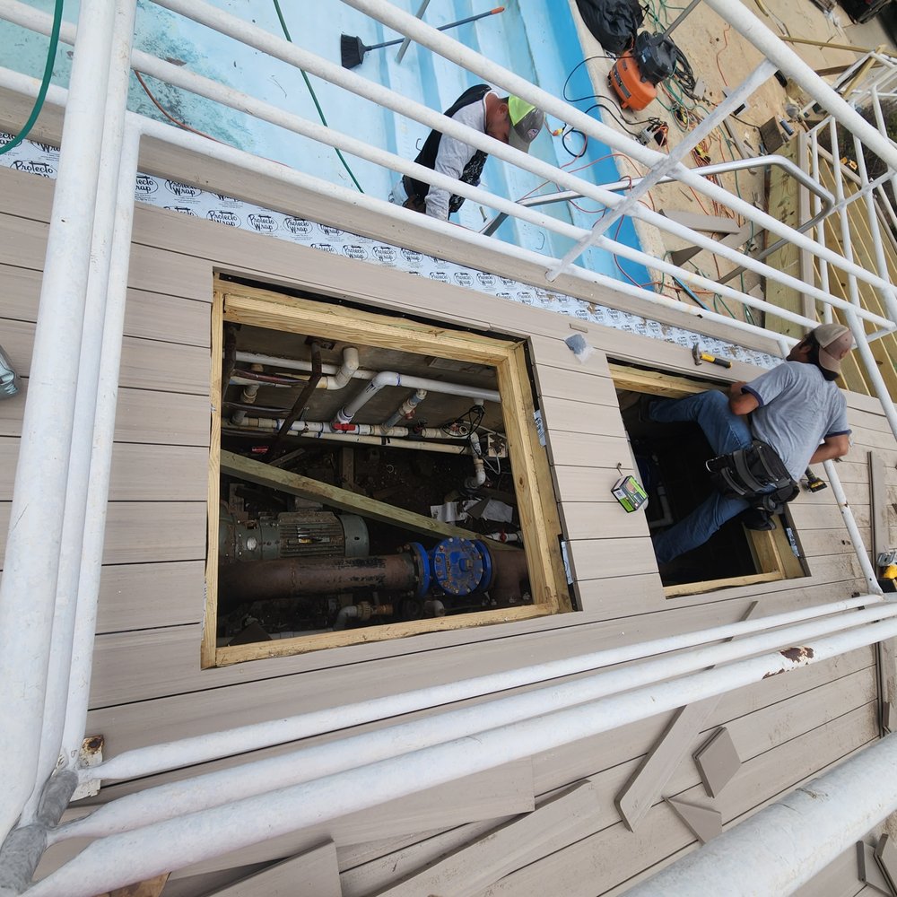 Slide of El Renovation