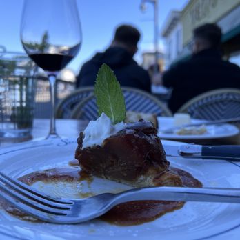 Suzette - Apple Tart - Cafes Near Me - Sausalito, California Suzette - Apple Tart - Cafes Near Me - Sausalito, California