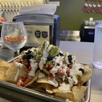 Tipsy Putt - Half order of barbacoa nachos and vodka/soda from a tap. - Pubs Near Me - Sunnyvale, California