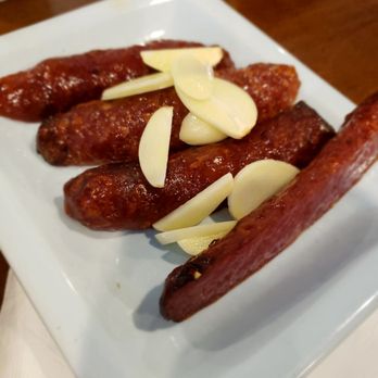 Dolphin Bay - Taiwanese sausage - Taiwanese Near Me - Boston, Massachusetts