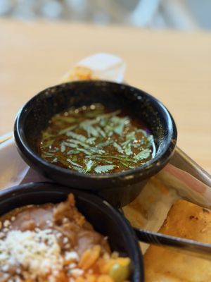 Fonda Lupita by null