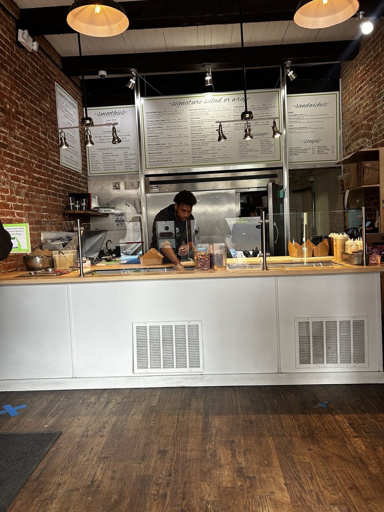 Little Salad Shop