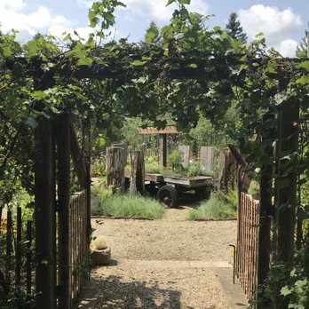 Thorncreek Winery & Gardens - Wineries Near Me - Aurora, Ohio Thorncreek Winery & Gardens - Wineries Near Me - Aurora, Ohio