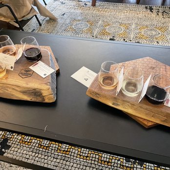 Buzzed Wine Bar - 2 wine flights - Wine Bars Near Me - Burlington, Wisconsin