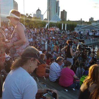 Live @ the Lakefront - Festivals Near Me - Milwaukee, Wisconsin Live @ the Lakefront - Festivals Near Me - Milwaukee, Wisconsin