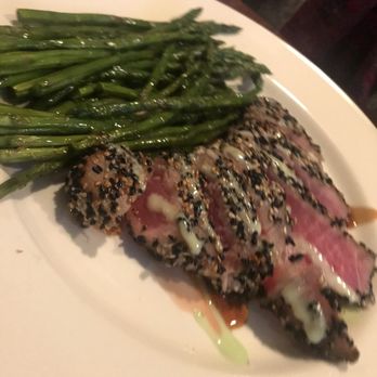 Eli's on Whitney - American Near Me - Hamden, Connecticut