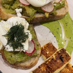 C.R.E.A.M - AVO FETA smash