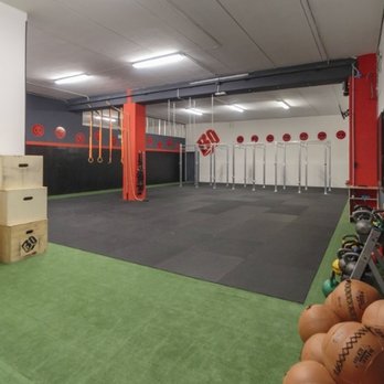 Playoff - Gyms Near Me - Florence, FI