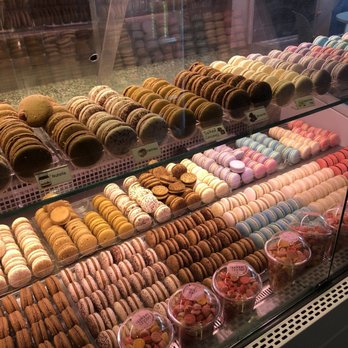 Quelque Chose Macaron Boutique - Macaroons bar - Bakeries Near Me - Ottawa, Ontario Quelque Chose Macaron Boutique - Macaroons bar - Bakeries Near Me - Ottawa, Ontario