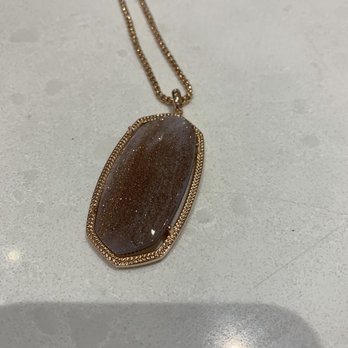 Kendra Scott - Color bar pick a chain and a stone for a perfect necklace! - Jewelry Near Me - Savannah, Georgia Kendra Scott - Color bar pick a chain and a stone for a perfect necklace! - Jewelry Near Me - Savannah, Georgia