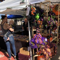 SLMS Farmer’s Market & Art Walk - Halloween decor
