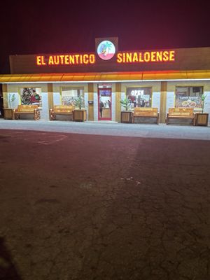 Sinaloense Pollo Asados by null