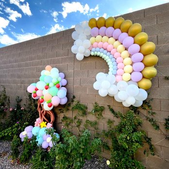 Alina Balloon - Behold a stunning garland of balloons and a magnificent tree in the backyard, transforming any event into a magical spectacle. - Balloon Services Near Me - Van Nuys, California