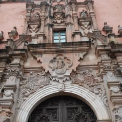 Templo de San Francisco y Santa Casa de Loreto - Acercamiento