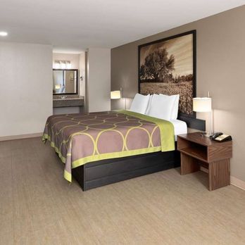 Super 8 by Wyndham Buffalo - Guest room - Hotels Near Me - Buffalo, Texas Super 8 by Wyndham Buffalo - Guest room - Hotels Near Me - Buffalo, Texas