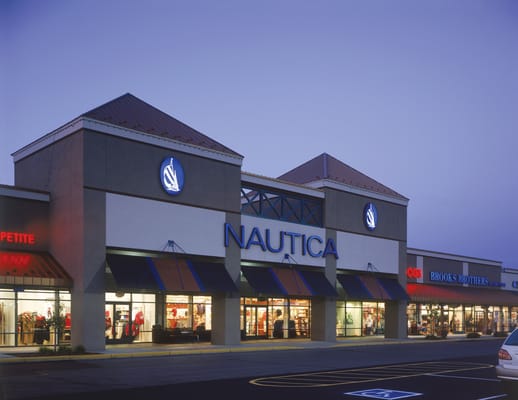 Albertville Premium Outlets by null