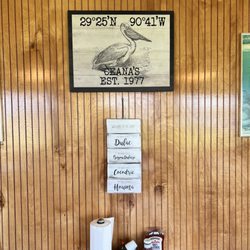 Ceanas Cajun Cookin - Inside view