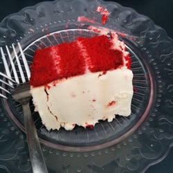 Melior - Sirven tartas de suitcake (está al lado)