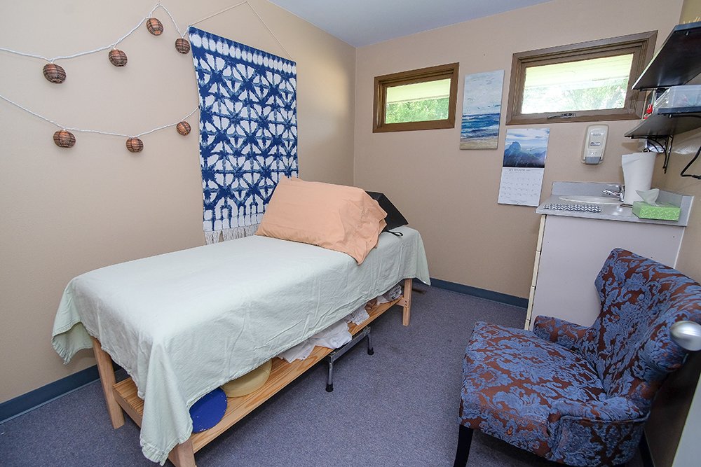 POINT OF ORIGIN ACUPUNCTURE Updated May 2024 13 Photos 13607 E