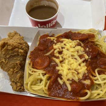 Jollibee - 1 piece chicken with Spaghetti - Fast Food Near Me - Las Vegas, Nevada Jollibee - 1 piece chicken with Spaghetti - Fast Food Near Me - Las Vegas, Nevada