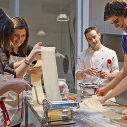 L'atelier des Chefs - Join our skills classes! Pasta, sweet pastry, macaroons and much more!!