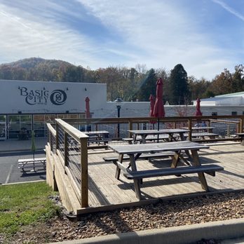 Basic City Beer - Outdoor space - Breweries Near Me - Waynesboro, Virginia