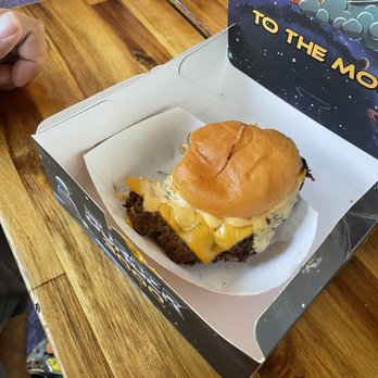 Burger 3000 - Burgers Near Me - Chatsworth, California