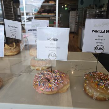 Lady Glaze Donuts - Donuts Near Me - Kitchener, Ontario