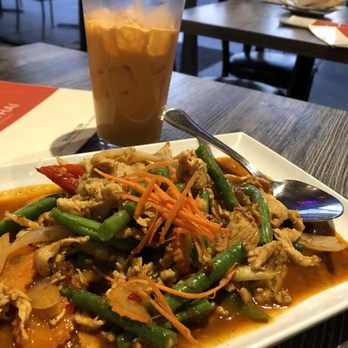 Sala Thai - Spicy Green Beans with chicken and Thai Tea - Thai Near Me - Phoenix, Arizona Sala Thai - Spicy Green Beans with chicken and Thai Tea - Thai Near Me - Phoenix, Arizona