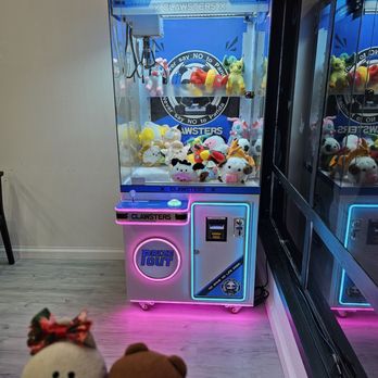 Teapresso Bar - Kaneohe - Claw machine game! - Bubble Tea Near Me - Kaneohe, Hawaii Teapresso Bar - Kaneohe - Claw machine game! - Bubble Tea Near Me - Kaneohe, Hawaii