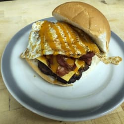 The Handlebar Restaurant - Mmmmm breakfast burger for dinner :)