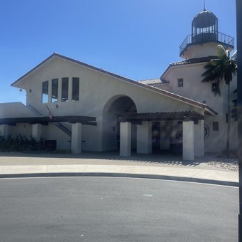 Tom Ham's Lighthouse - Front - Breakfast & Brunch Near Me - San Diego, California Tom Ham's Lighthouse - Front - Breakfast & Brunch Near Me - San Diego, California