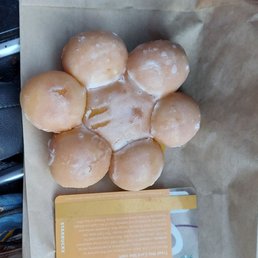 Pull apart glaze dounut.