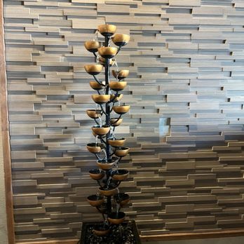 Ocado Restaurant - Nice water fountain decor inside. - Vegan Near Me - Sherman Oaks, California