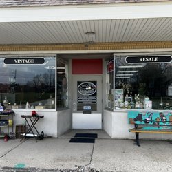 Lincoln Avenue Market - The Market