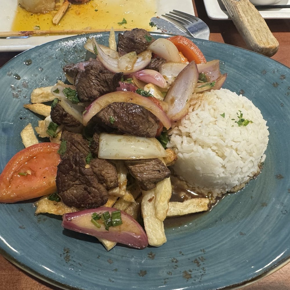 El Rocoto - Lomo Saltado - Peruvian Near Me - Cerritos, California