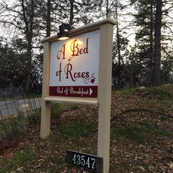 A Bed of Roses - Bed & Breakfast Near Me - Oakhurst, California A Bed of Roses - Bed & Breakfast Near Me - Oakhurst, California