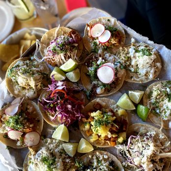 Bakersfield Short North - delicious tacos! - Bars Near Me - Columbus, Ohio Bakersfield Short North - delicious tacos! - Bars Near Me - Columbus, Ohio