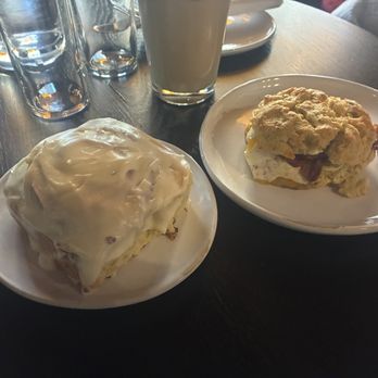 la Betty - Cinnamon Roll and Breakfast Biscuit Sammie - Wine Bars Near Me - Washington, DC, District of Columbia la Betty - Cinnamon Roll and Breakfast Biscuit Sammie - Wine Bars Near Me - Washington, DC, District of Columbia