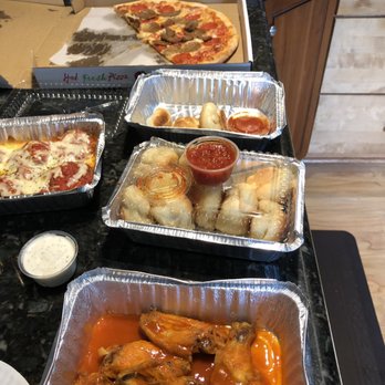Long Island Mike's Pizza - Pizza Near Me - Spring Valley, California