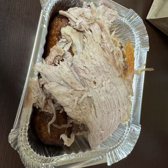 C&C Delicatessen - Roasted pork on top and sweet plantains underneath. - Dominican Near Me - Danbury, Connecticut C&C Delicatessen - Roasted pork on top and sweet plantains underneath. - Dominican Near Me - Danbury, Connecticut