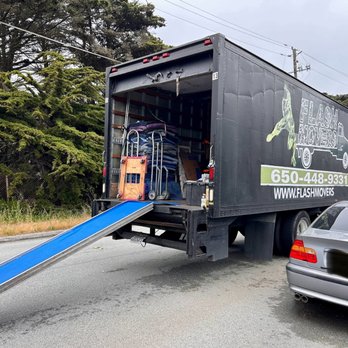 Flash Movers LLC - Loading is quick - Movers Near Me