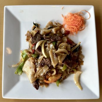 Marigold Thai - Drunk Drunken Noodle Jae With Beef - Thai Near Me - Mechanicsville, Virginia Marigold Thai - Drunk Drunken Noodle Jae With Beef - Thai Near Me - Mechanicsville, Virginia