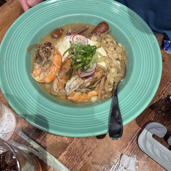 Scratch Kitchen - CREOLE SHRIMP N' SAUSAGE GRITS - Breakfast & Brunch Near Me - Honolulu, Hawaii